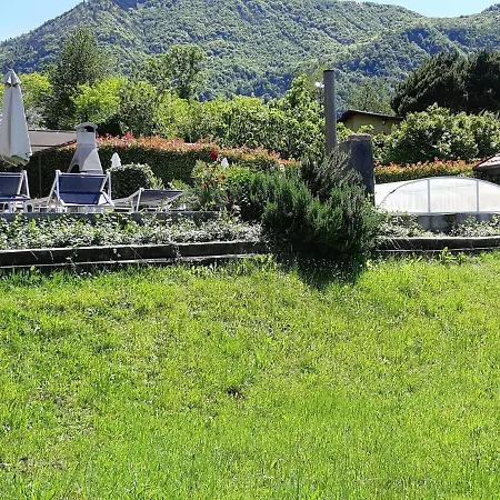 בית נופש Near Maggiore Pool *